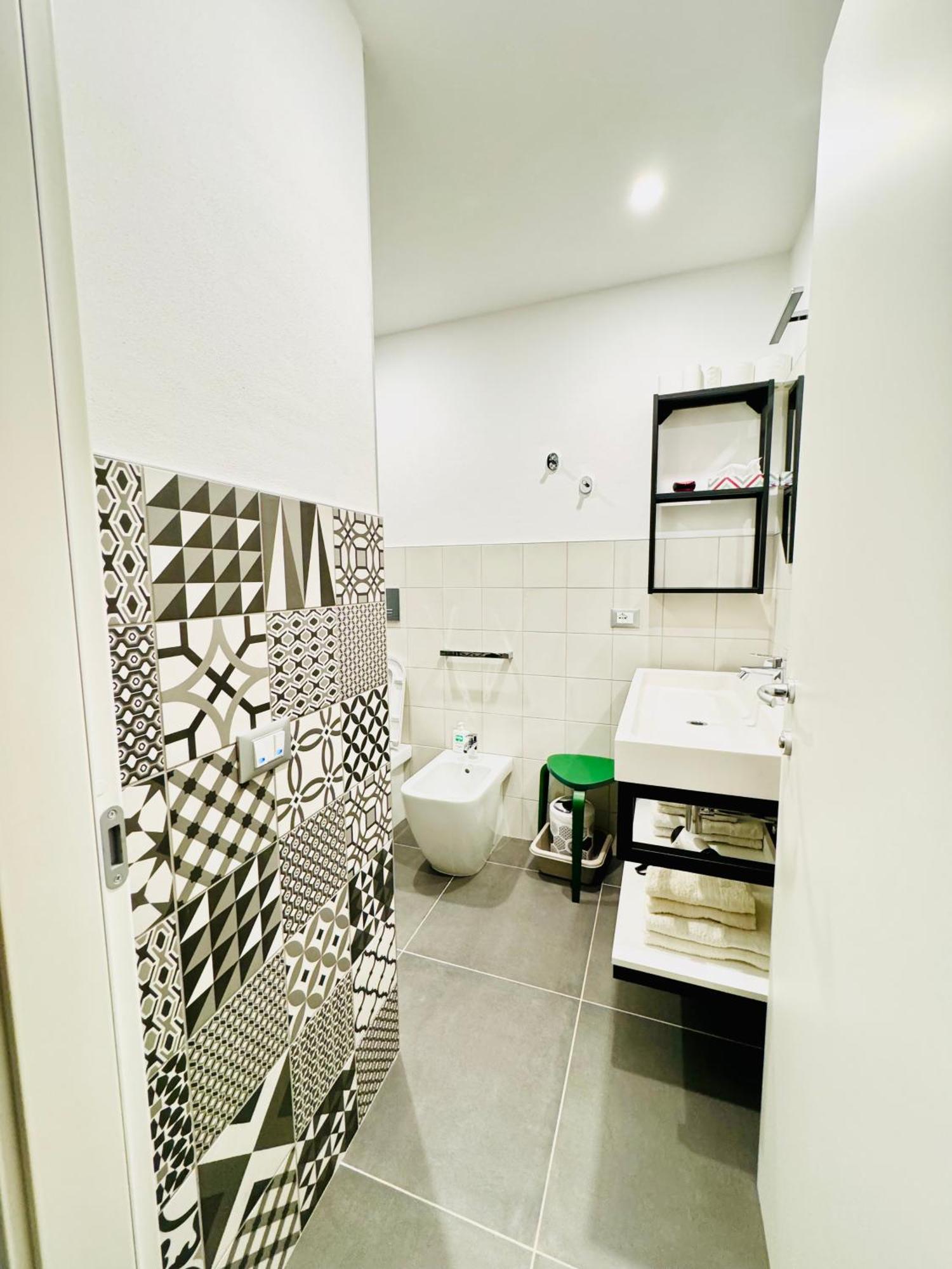 Smart Silver Apartment Central ベルガモ エクステリア 写真